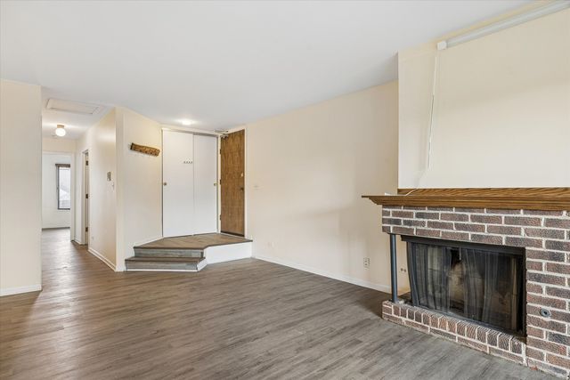 826 Thornton Court 2AL, Schaumburg, IL 60193