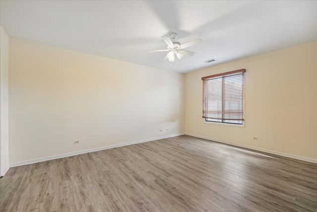 826 Thornton Court 2AL, Schaumburg, IL 60193