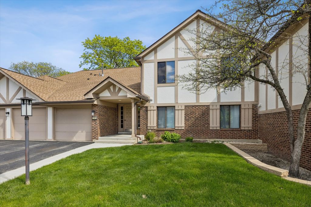 826 Thornton Court 2AL, Schaumburg, IL 60193