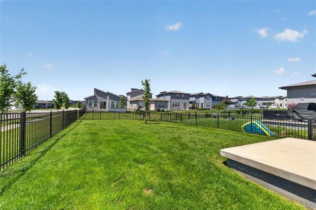 13334 W 180th Terrace, Overland Park, KS 66013