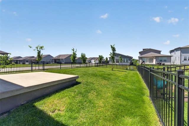 13334 W 180th Terrace, Overland Park, KS 66013