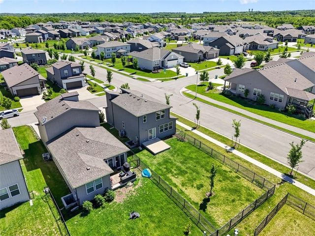 13334 W 180th Terrace, Overland Park, KS 66013