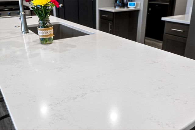 537 GOLF SIDE COURT, Hortonville, WI 54944