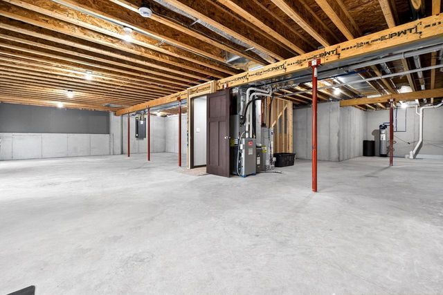 537 GOLF SIDE COURT, Hortonville, WI 54944