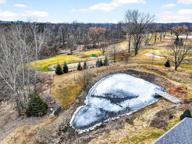 537 GOLF SIDE COURT, Hortonville, WI 54944