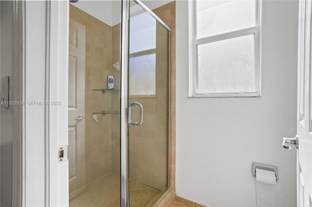 9127 SW 171st Ct, Miami, FL 33196