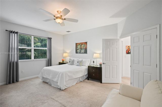 9127 SW 171st Ct, Miami, FL 33196