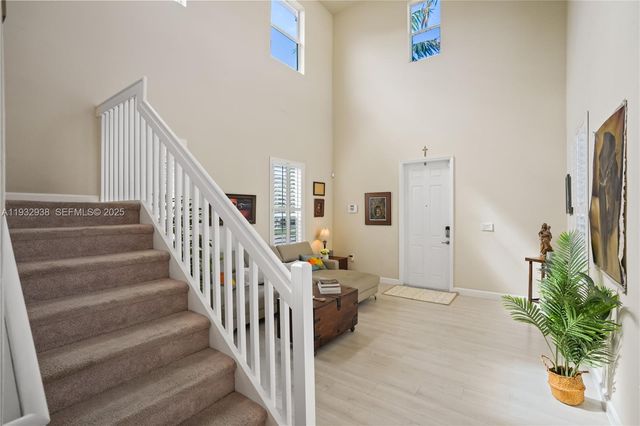 9127 SW 171st Ct, Miami, FL 33196