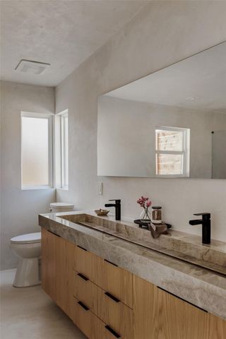 3802 Rockledge DR, Austin, TX 78731