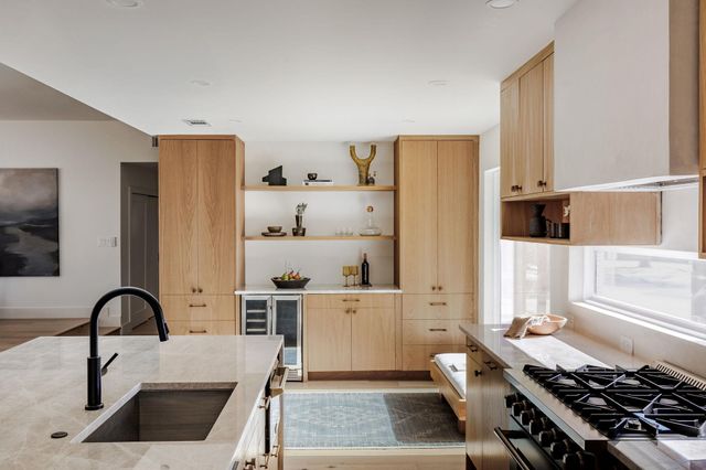 3802 Rockledge DR, Austin, TX 78731