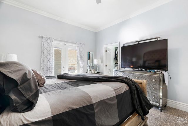 5059 N Hills Drive, Bakersfield, CA 93308