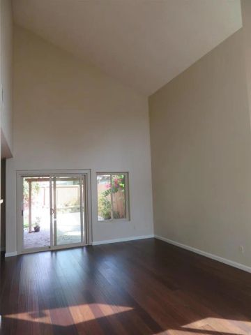 1085 Winding Oak Drive, Chula Vista, CA 91910