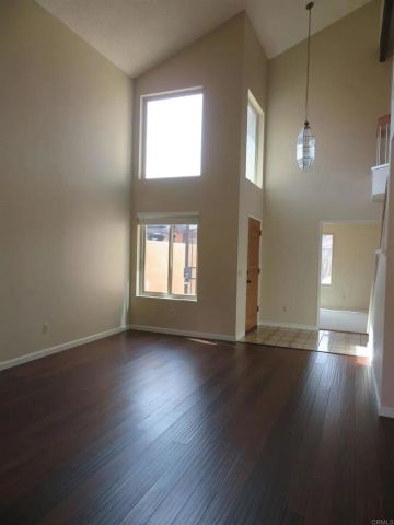 1085 Winding Oak Drive, Chula Vista, CA 91910