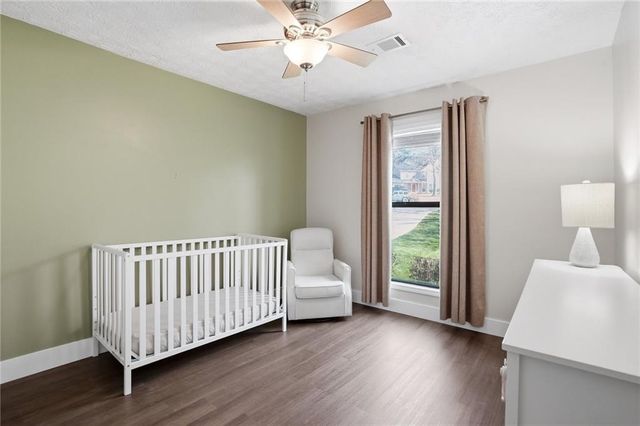 804 Riverstone Lane, Woodstock, GA 30188