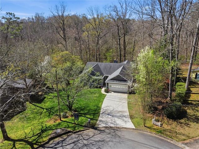 804 Riverstone Lane, Woodstock, GA 30188