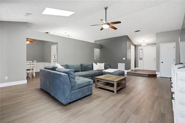 804 Riverstone Lane, Woodstock, GA 30188