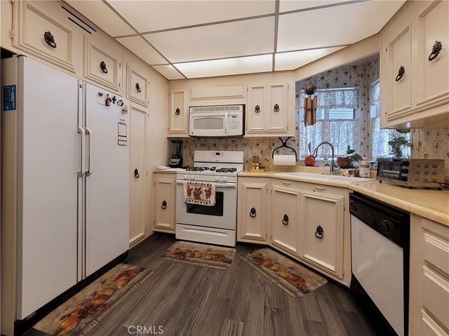 27601 Sun City Boulevard 190, Menifee, CA 92586