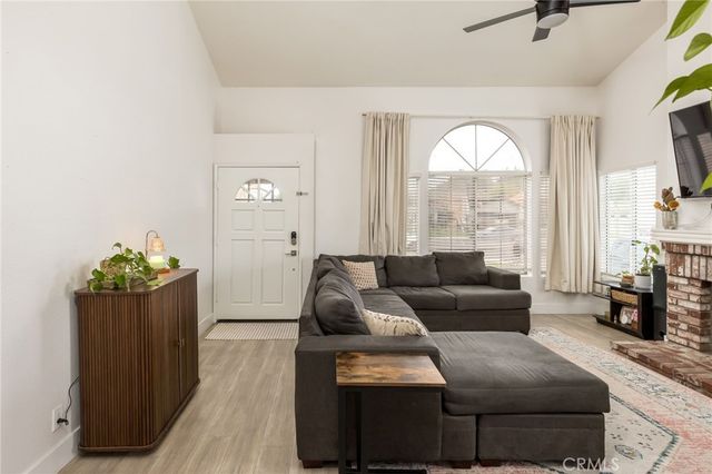 30232 Via Palermo, Menifee, CA 92584