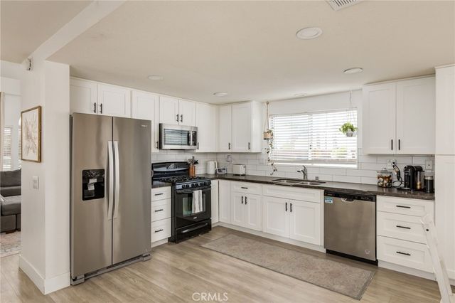 30232 Via Palermo, Menifee, CA 92584