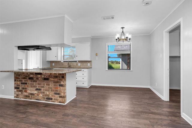 21356 N Tx Highway 90 N N, Bedias, TX 77831