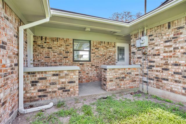 21356 N Tx Highway 90 N N, Bedias, TX 77831