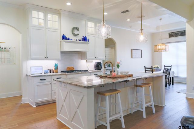 9065 Shallow Cove, Tyler, TX 75703