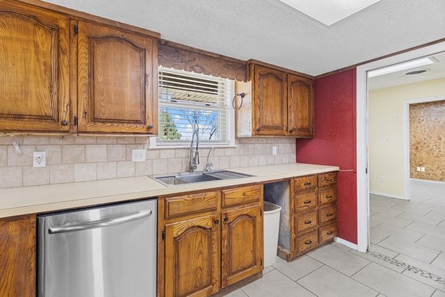 156 SW 1200, Andrews, TX 79714