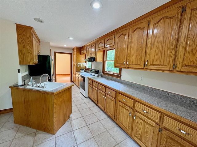 1933 Highway 101 N, Dallas, GA 30157