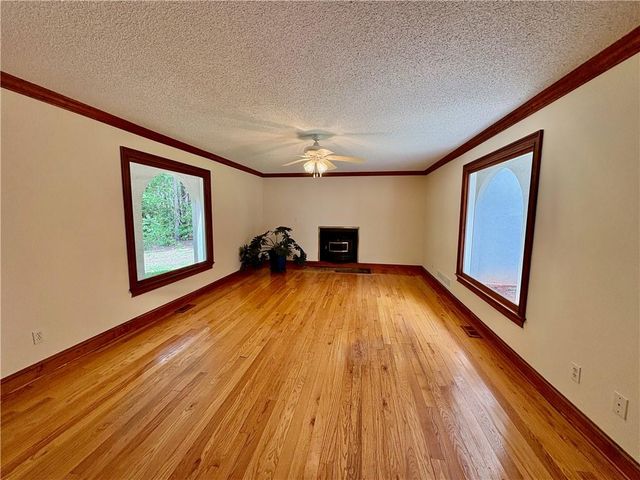 1933 Highway 101 N, Dallas, GA 30157