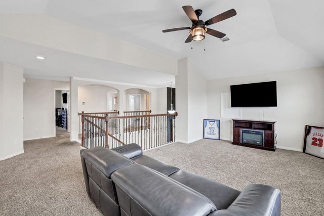 9511 White Landing Drive, Mont Belvieu, TX 77523