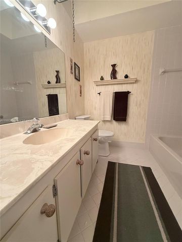 3310 Perimeter Dr 3310, Green Acres, FL 33467