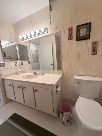 3310 Perimeter Dr 3310, Green Acres, FL 33467