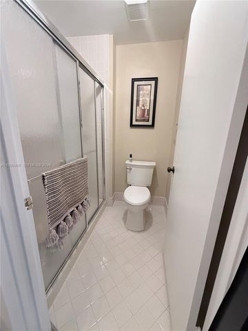 3310 Perimeter Dr 3310, Green Acres, FL 33467