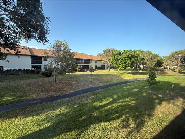 3310 Perimeter Dr 3310, Green Acres, FL 33467