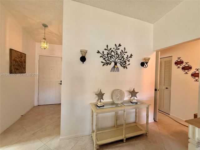 3310 Perimeter Dr 3310, Green Acres, FL 33467