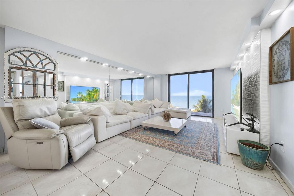 6061 Collins Ave 5F, Miami Beach, FL 33140