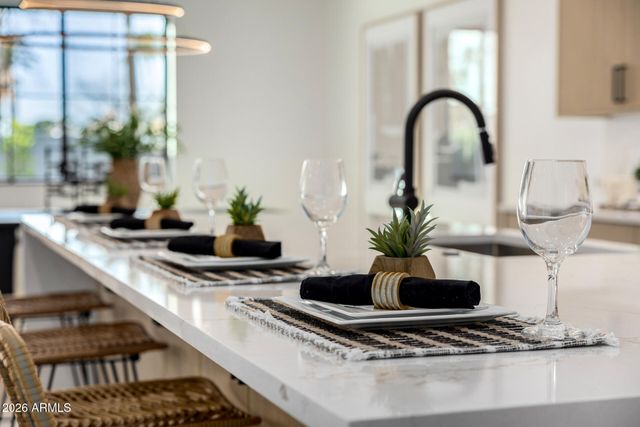 3028 N 47TH Place, Phoenix, AZ 85018