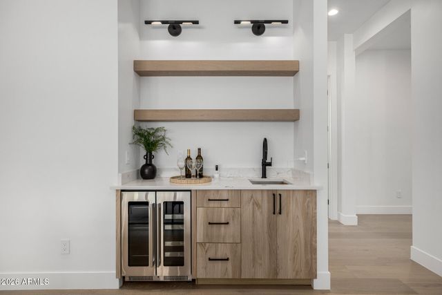 3028 N 47TH Place, Phoenix, AZ 85018