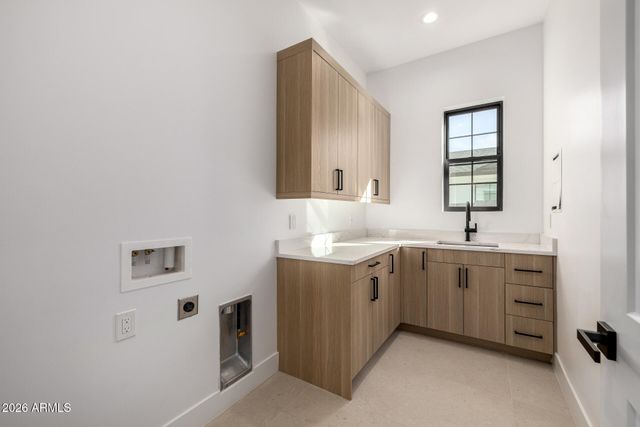 3028 N 47TH Place, Phoenix, AZ 85018