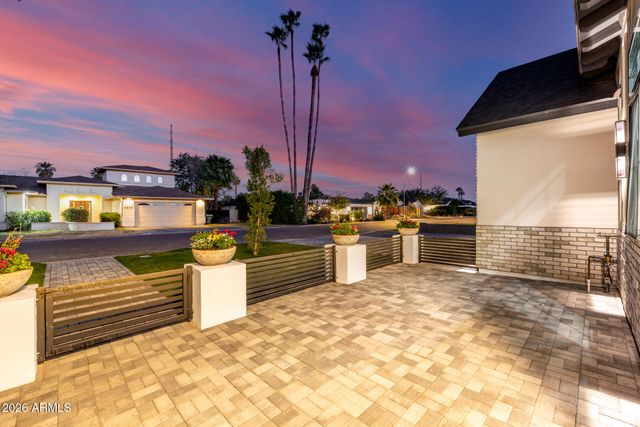 3028 N 47TH Place, Phoenix, AZ 85018