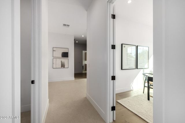 3028 N 47TH Place, Phoenix, AZ 85018