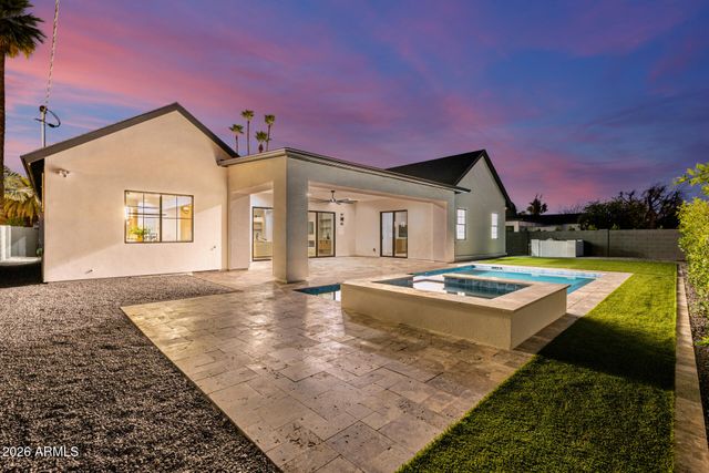 3028 N 47TH Place, Phoenix, AZ 85018