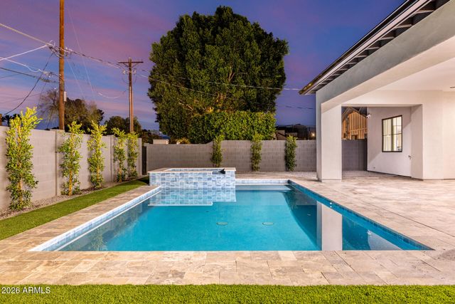 3028 N 47TH Place, Phoenix, AZ 85018