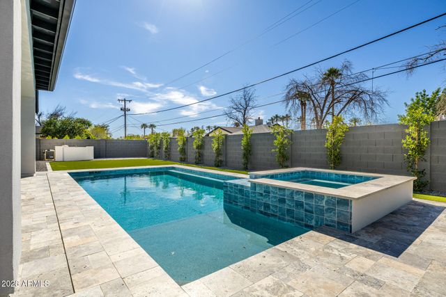 3028 N 47TH Place, Phoenix, AZ 85018