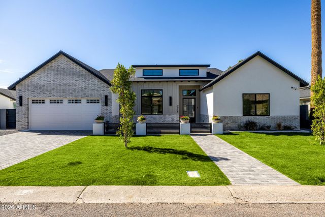 3028 N 47TH Place, Phoenix, AZ 85018