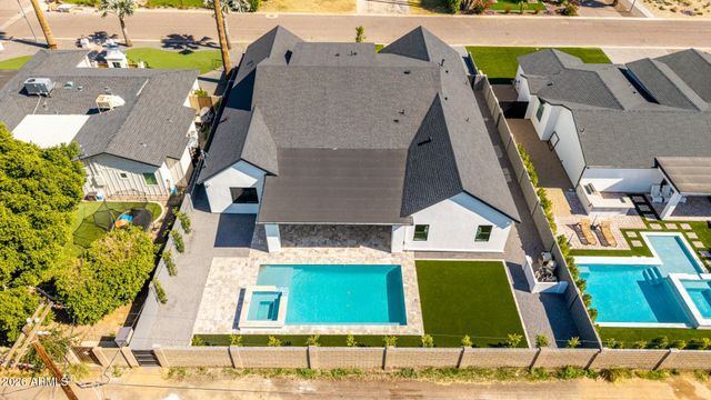 3028 N 47TH Place, Phoenix, AZ 85018