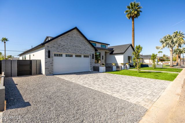 3028 N 47TH Place, Phoenix, AZ 85018