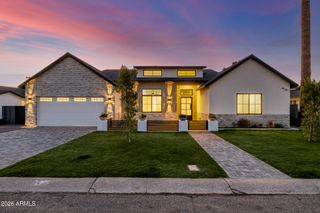 3028 N 47TH Place, Phoenix, AZ 85018