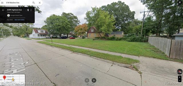 000 E Maxlow, Hazel Park, MI 48030