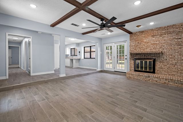 1801 Ridgecrest Drive, Terrell, TX 75160
